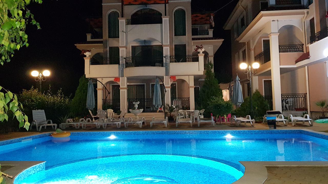 Brilliant Aparthotel ソゾポル エクステリア 写真